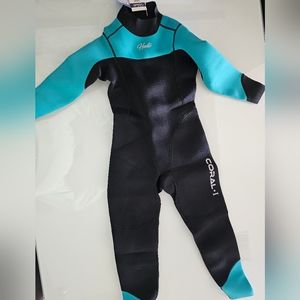 NWT Wetsuit CHILDRENS Size 10